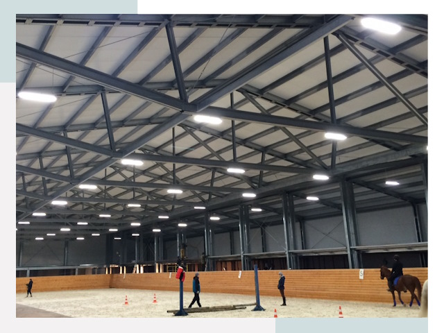 Строительство конных манежей от 610 руб в Ярцево