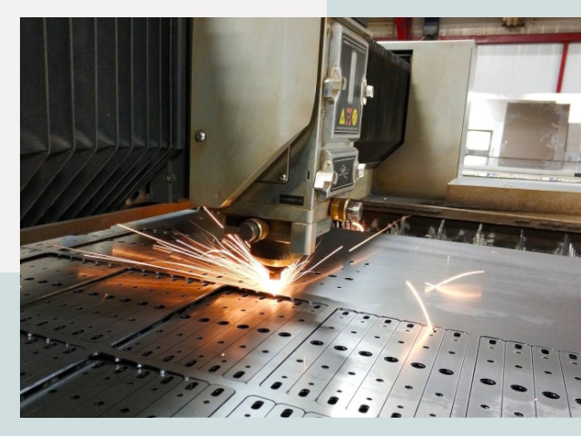 Лазерная резка металла в Ярцеве от 610 руб.